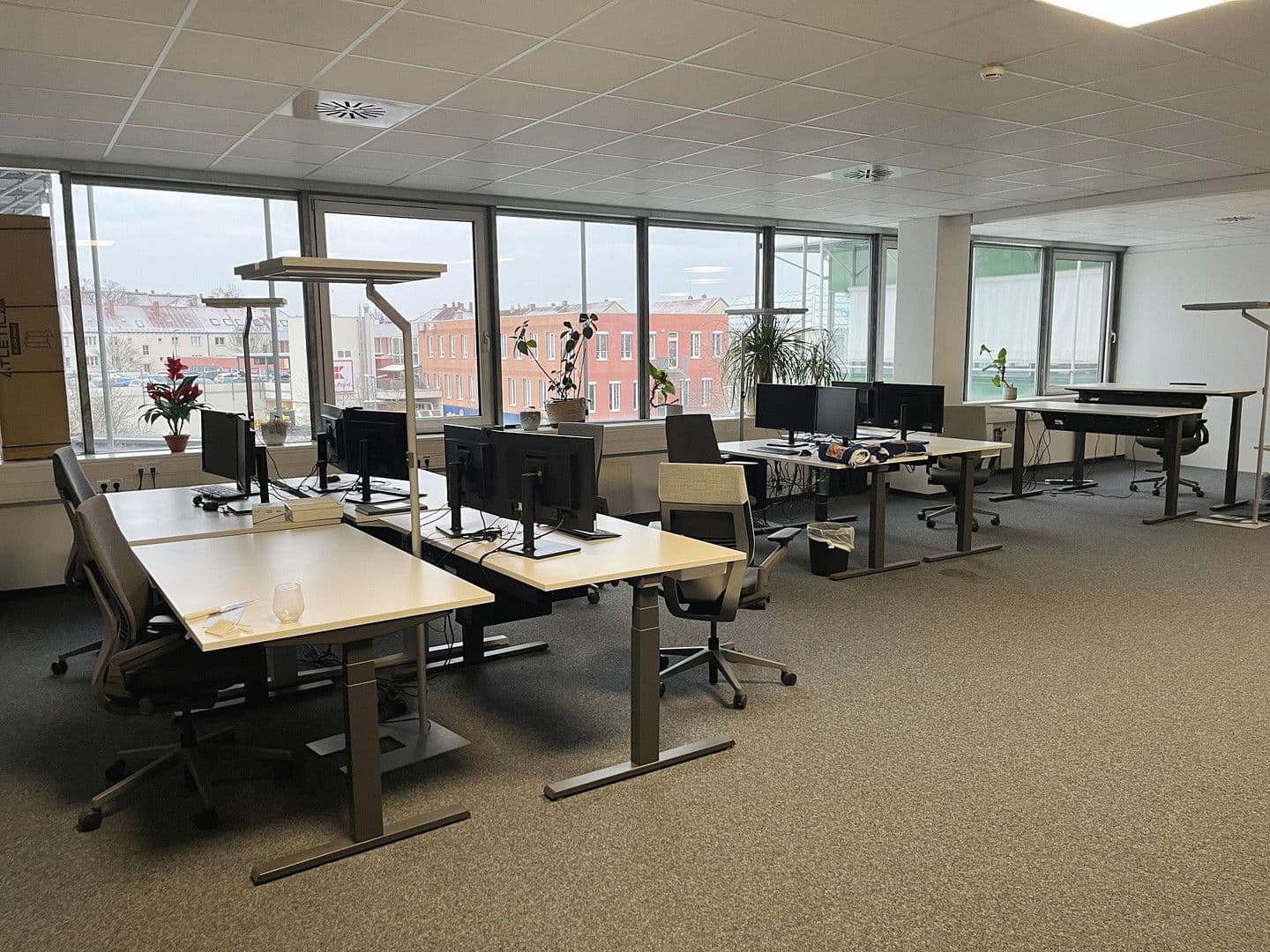 Prenájom kancelárie 1.100 m², Georg-Schumann-Str. 294, Leipzig, Sasko Prenájom kancelárie 1.100 m², Georg-Schumann-Str. 294, Leipzig, Sasko