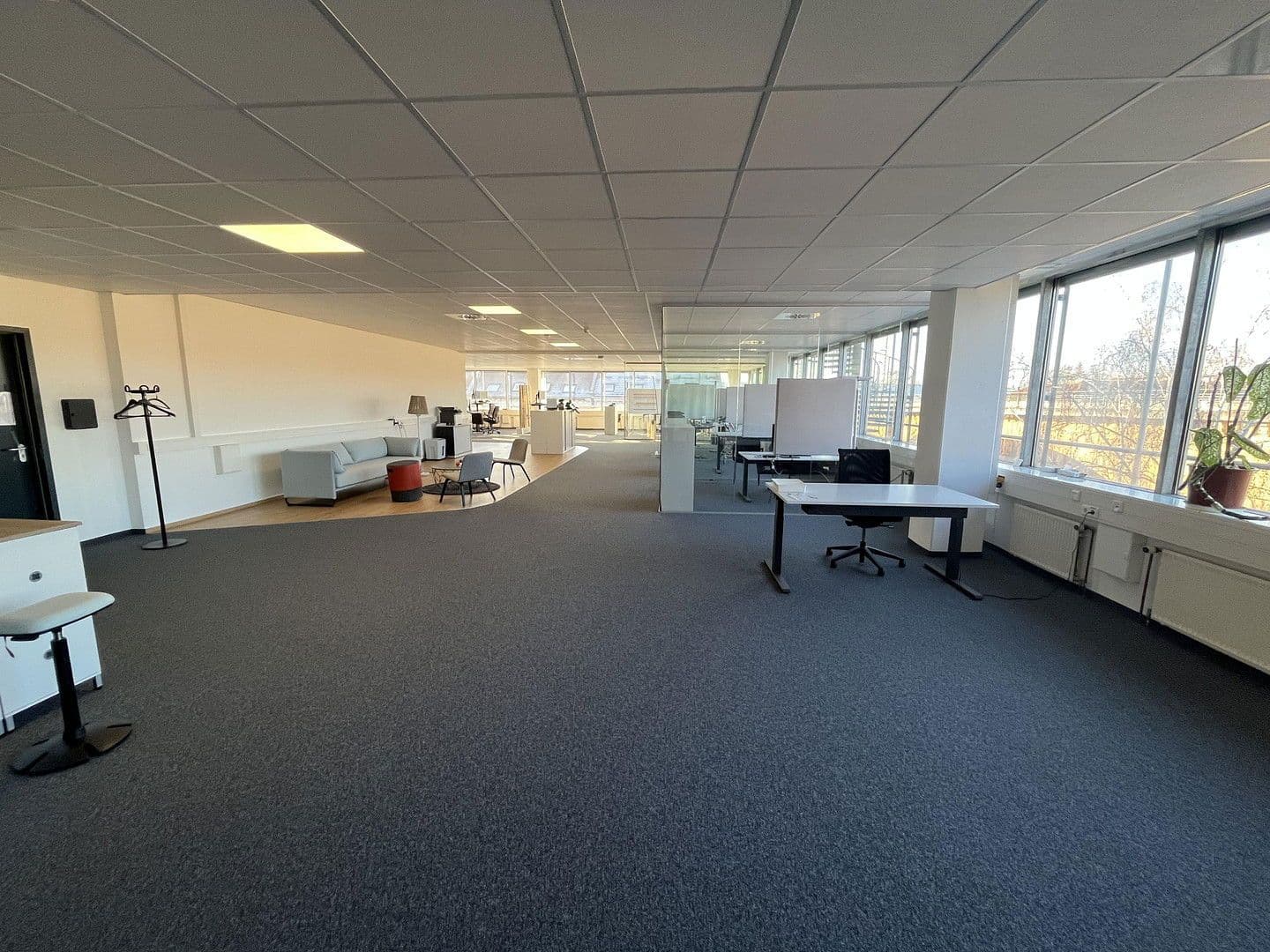 Prenájom kancelárie 1.100 m², Georg-Schumann-Str. 294, Leipzig, Sasko Prenájom kancelárie 1.100 m², Georg-Schumann-Str. 294, Leipzig, Sasko