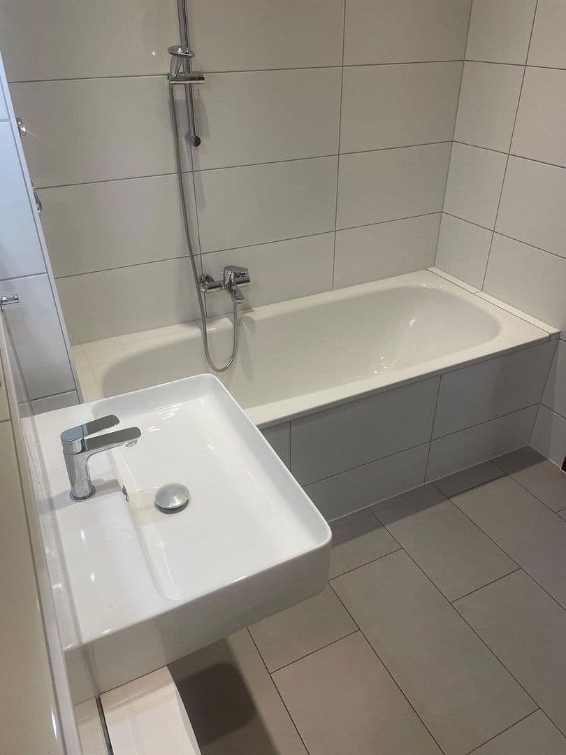 Prenájom bytu 3-izbový 77 m², Schwerte, Severné Porýnie - Westfálsko Prenájom bytu 3-izbový 77 m², Schwerte, Severné Porýnie - Westfálsko