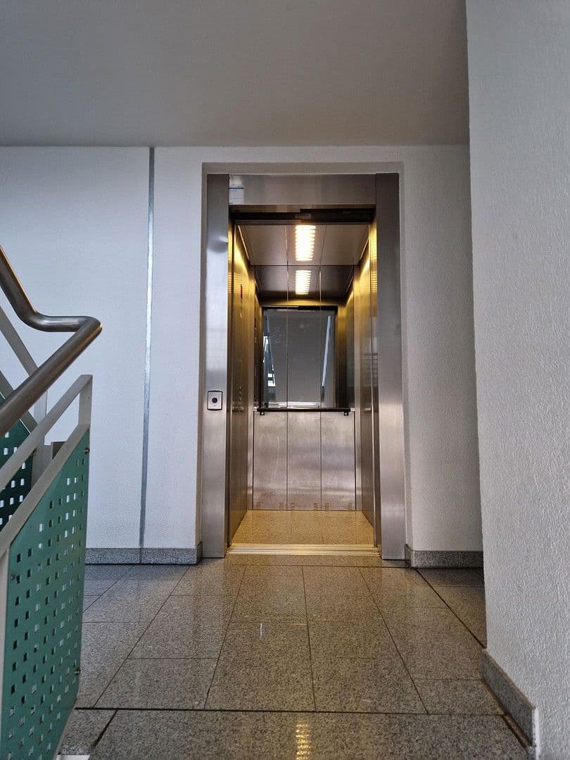 Predaj bytu 1-izbový 32 m², Bernhard-Lichtenberg-Straße 58, Karlsruhe, Bádensko-Wurttembersko Predaj bytu 1-izbový 32 m², Bernhard-Lichtenberg-Straße 58, Karlsruhe, Bádensko-Wurttembersko