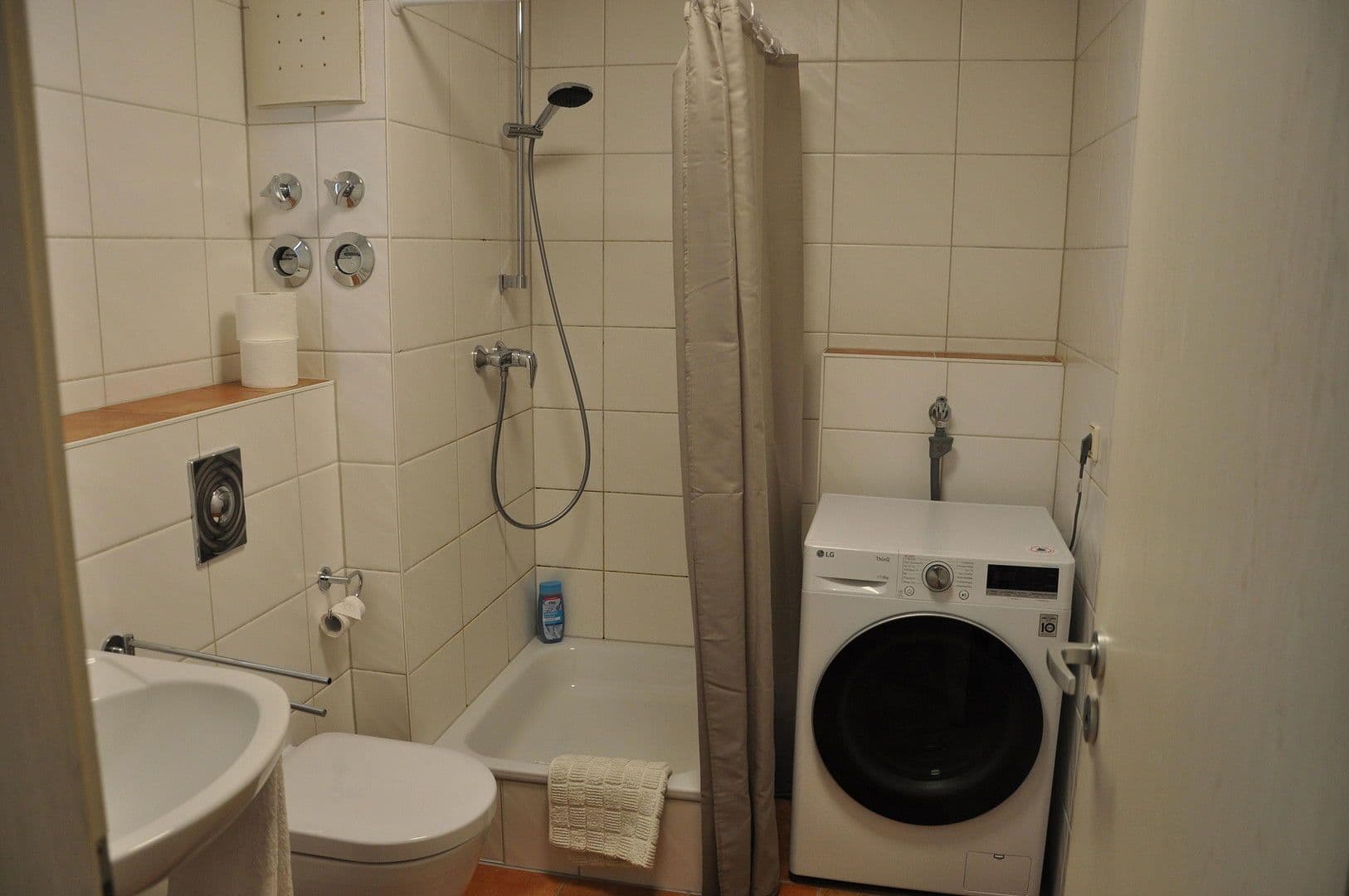 Predaj bytu 1-izbový 32 m², Bernhard-Lichtenberg-Straße 58, Karlsruhe, Bádensko-Wurttembersko Predaj bytu 1-izbový 32 m², Bernhard-Lichtenberg-Straße 58, Karlsruhe, Bádensko-Wurttembersko