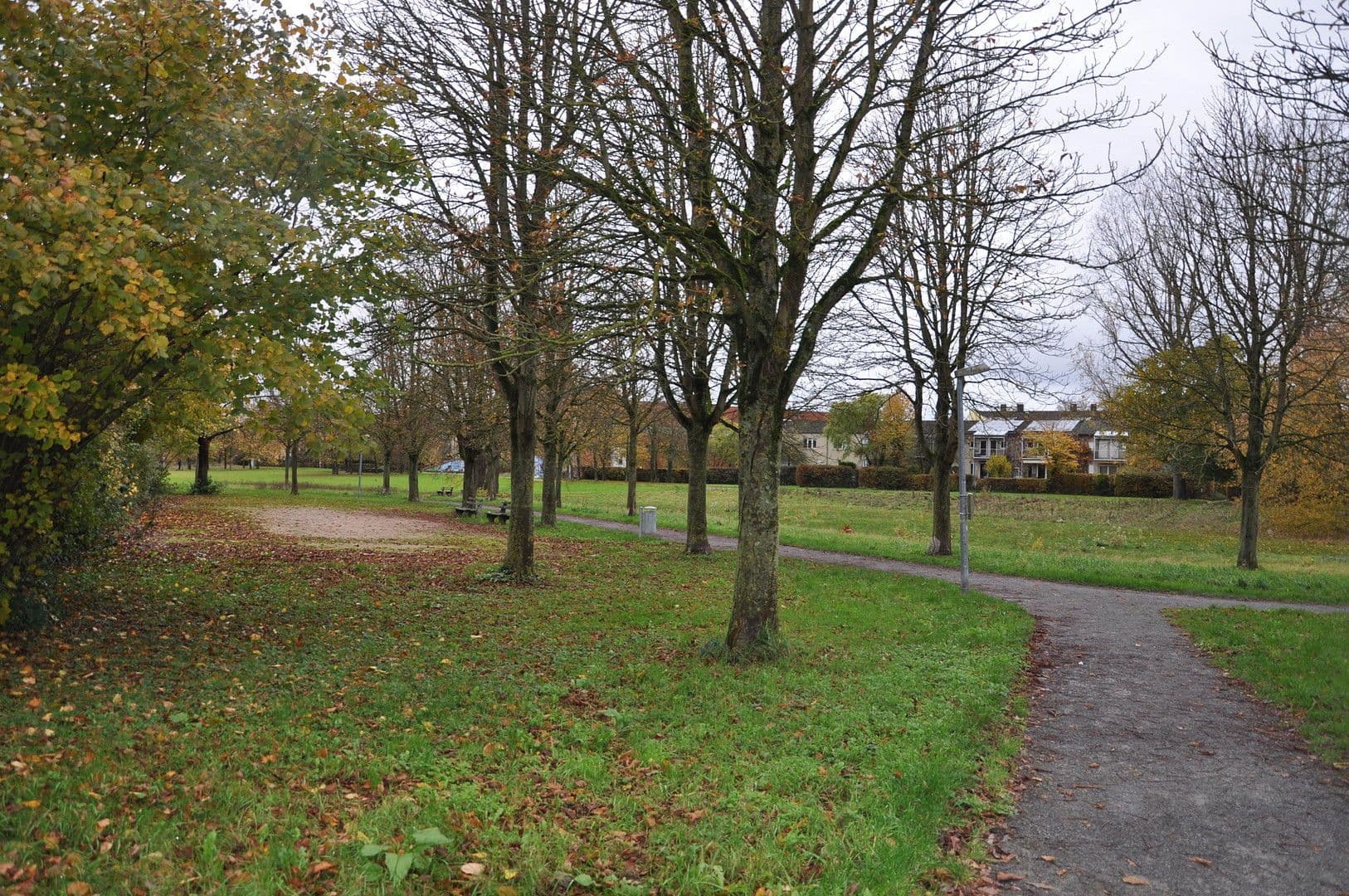 Predaj bytu 1-izbový 32 m², Bernhard-Lichtenberg-Straße 58, Karlsruhe, Bádensko-Wurttembersko Predaj bytu 1-izbový 32 m², Bernhard-Lichtenberg-Straße 58, Karlsruhe, Bádensko-Wurttembersko