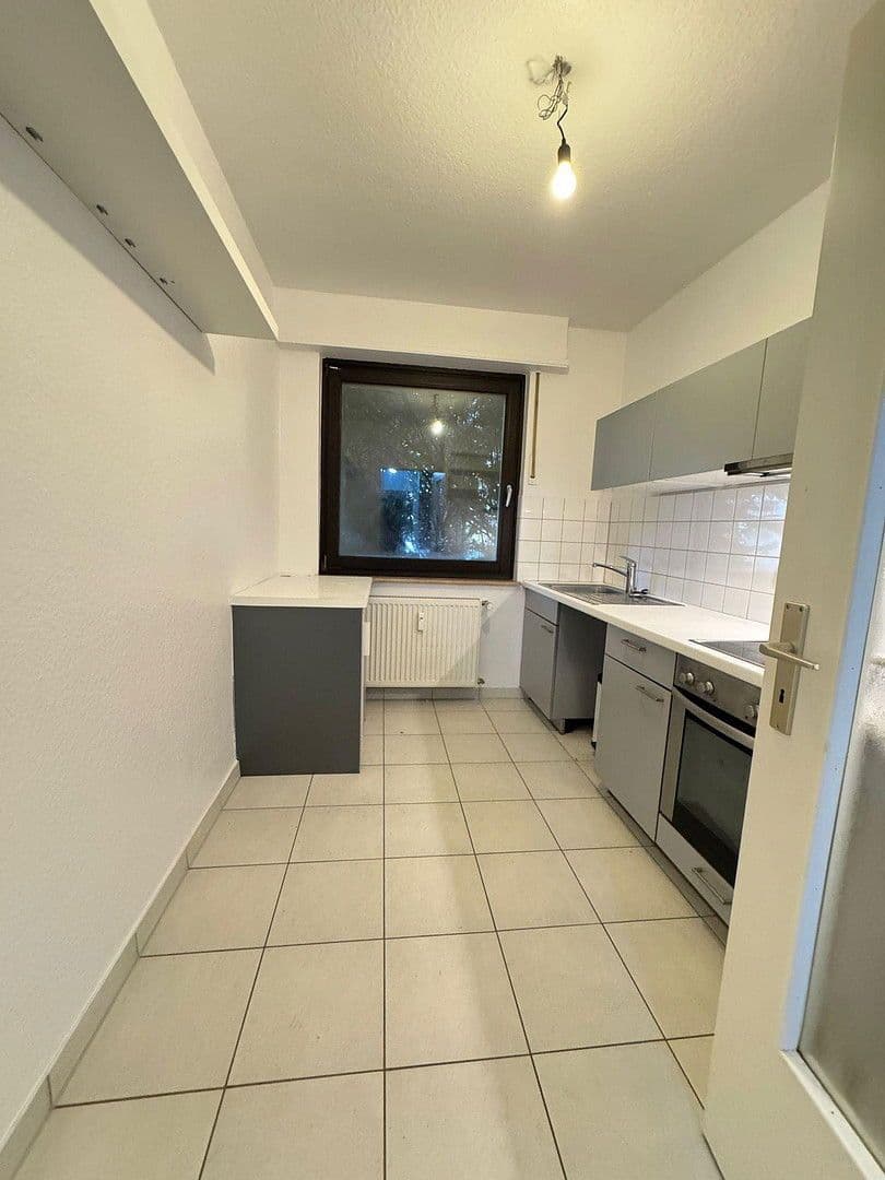 Prenájom bytu 1-izbový 39 m², Beethovenstraße 15, Frankfurt am Main, Hesensko Prenájom bytu 1-izbový 39 m², Beethovenstraße 15, Frankfurt am Main, Hesensko