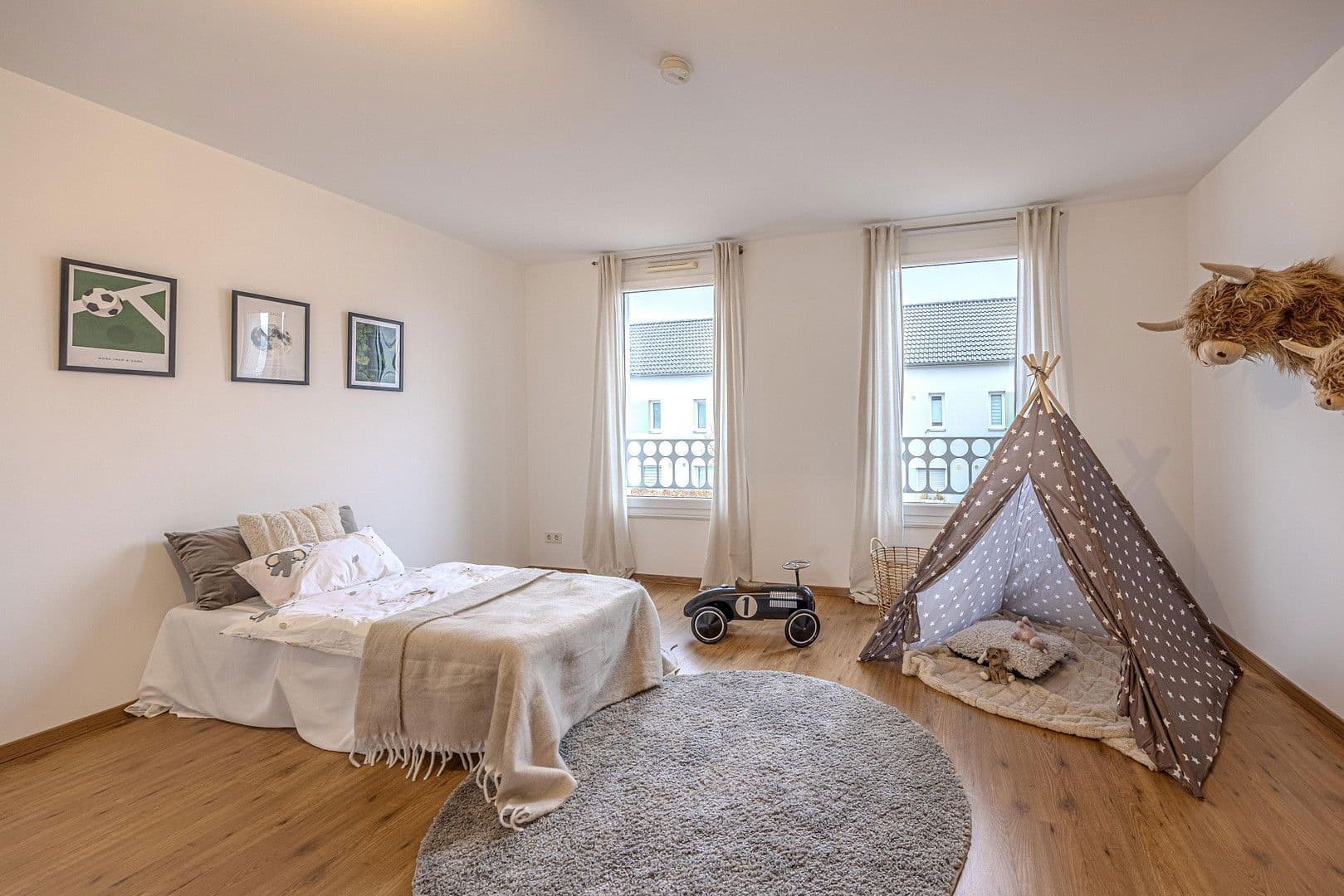 Predaj domu 141 m², pozemek 150 m², Johan-Kaiser-Ring 148, Hanau, Hesensko Predaj domu 141 m², pozemek 150 m², Johan-Kaiser-Ring 148, Hanau, Hesensko