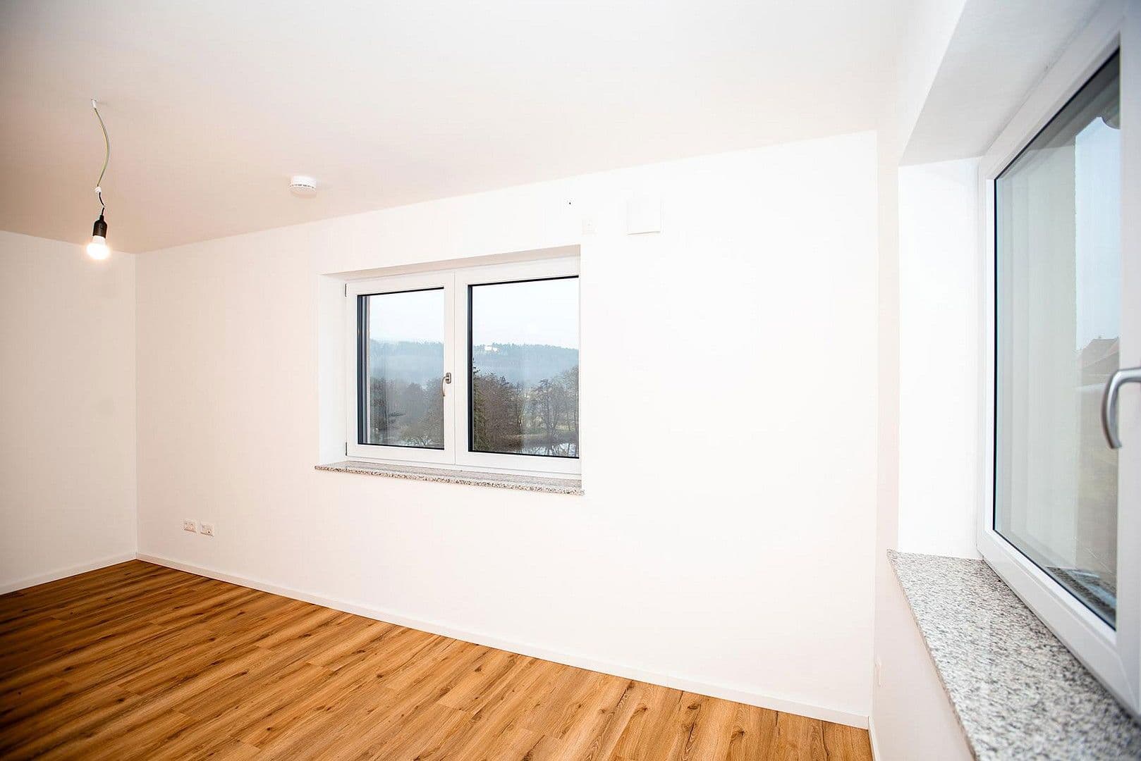 Prenájom bytu 2-izbový 80 m², Zur Büchsn 3, Walderbach, Bavorsko Prenájom bytu 2-izbový 80 m², Zur Büchsn 3, Walderbach, Bavorsko