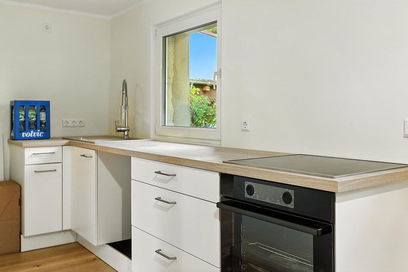 Predaj domu 77 m², pozemek 426 m², Berlin, Berlín Predaj domu 77 m², pozemek 426 m², Berlin, Berlín