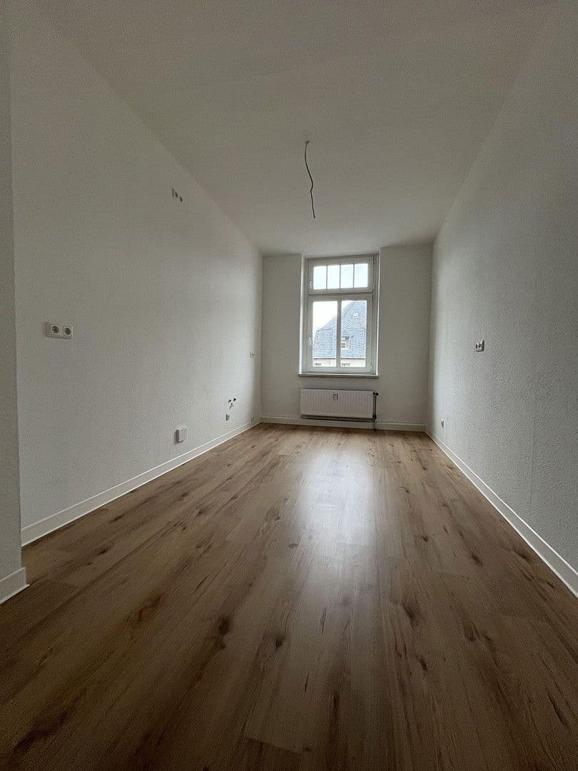 Prenájom bytu 4-izbový 133 m², Lassallestraße 9, Zwickau, Sasko Prenájom bytu 4-izbový 133 m², Lassallestraße 9, Zwickau, Sasko