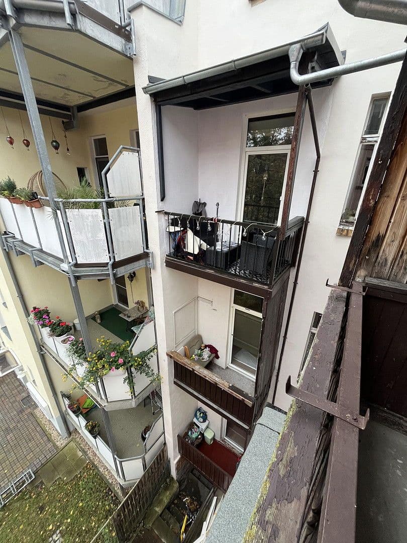 Prenájom bytu 4-izbový 133 m², Lassallestraße 9, Zwickau, Sasko Prenájom bytu 4-izbový 133 m², Lassallestraße 9, Zwickau, Sasko