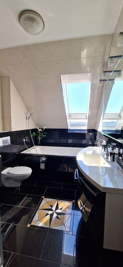 Predaj bytu 4-izbový 120 m², Freidingstr., 15, Hannover, Dolné Sasko Predaj bytu 4-izbový 120 m², Freidingstr., 15, Hannover, Dolné Sasko