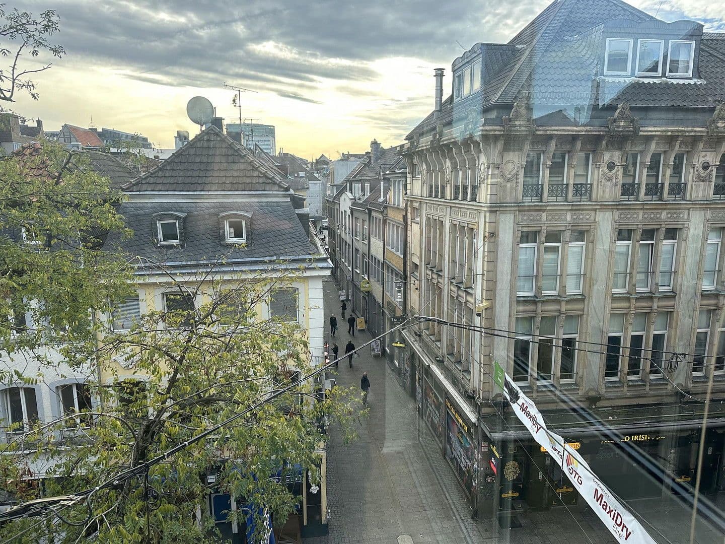 Prenájom kancelárie 78 m², Mertensgasse 12, Düsseldorf, Severné Porýnie - Westfálsko Prenájom kancelárie 78 m², Mertensgasse 12, Düsseldorf, Severné Porýnie - Westfálsko