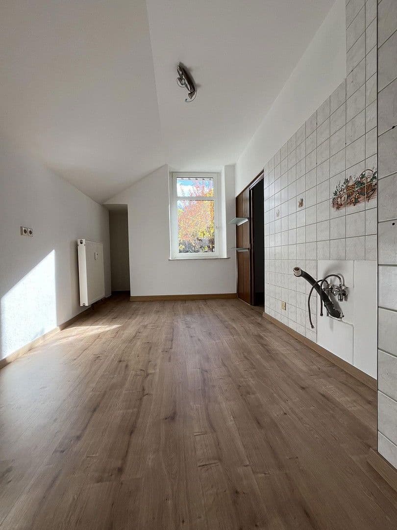 Prenájom bytu 2-izbový 43 m², Casparistraße 4, Chemnitz, Sasko Prenájom bytu 2-izbový 43 m², Casparistraße 4, Chemnitz, Sasko