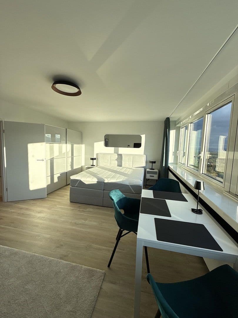 Prenájom bytu 1-izbový 39 m², Plieninger Straße 100, Stuttgart Möhringen, Bádensko-Wurttembersko Prenájom bytu 1-izbový 39 m², Plieninger Straße 100, Stuttgart Möhringen, Bádensko-Wurttembersko