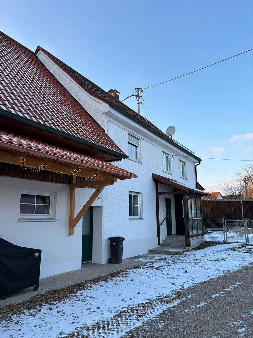 Prenájom domu 150 m², pozemek 400 m², Landensberg, Bavorsko Prenájom domu 150 m², pozemek 400 m², Landensberg, Bavorsko