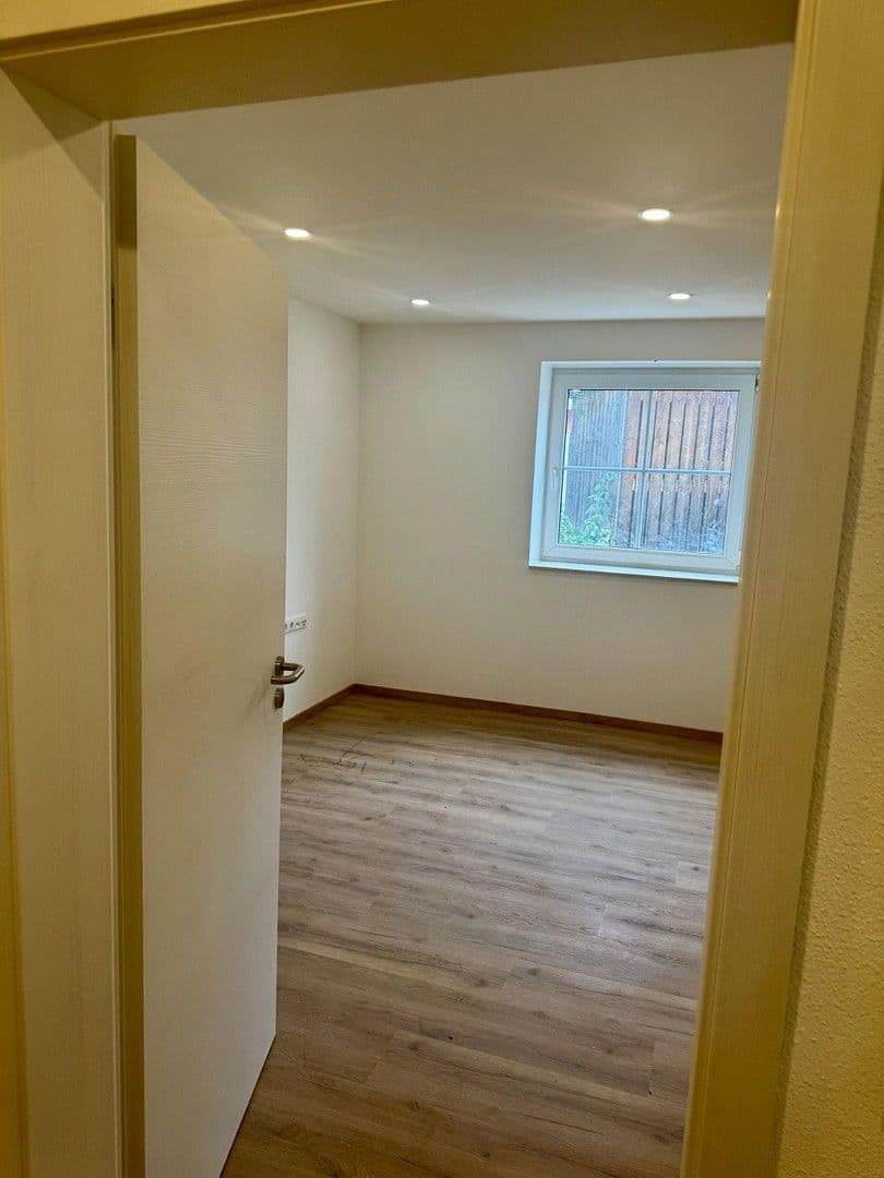 Prenájom domu 150 m², pozemek 400 m², Landensberg, Bavorsko Prenájom domu 150 m², pozemek 400 m², Landensberg, Bavorsko