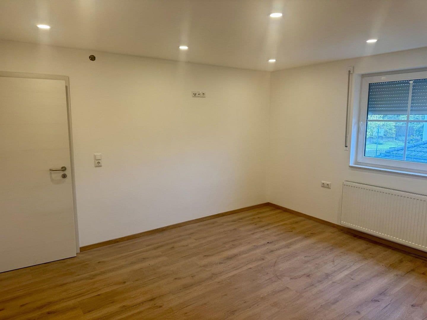 Prenájom domu 150 m², pozemek 400 m², Landensberg, Bavorsko Prenájom domu 150 m², pozemek 400 m², Landensberg, Bavorsko