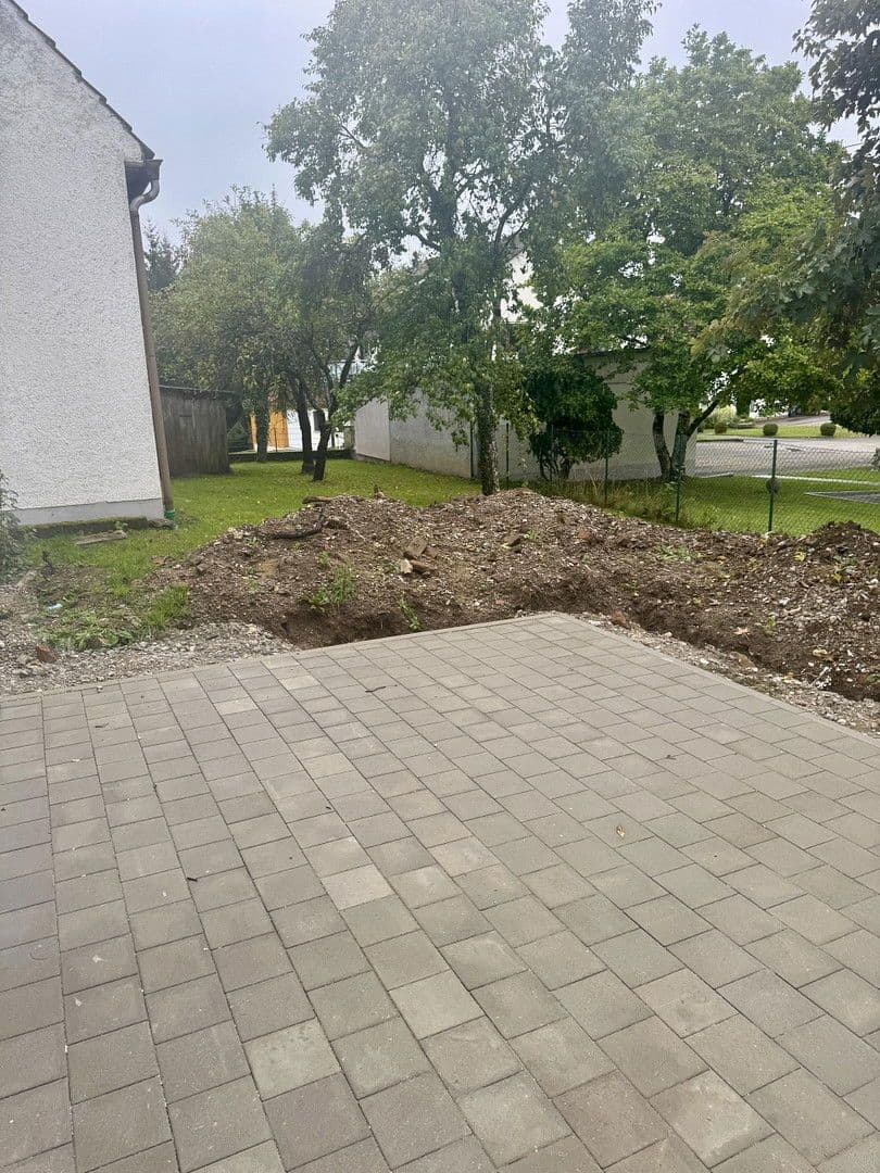 Prenájom domu 150 m², pozemek 400 m², Landensberg, Bavorsko Prenájom domu 150 m², pozemek 400 m², Landensberg, Bavorsko