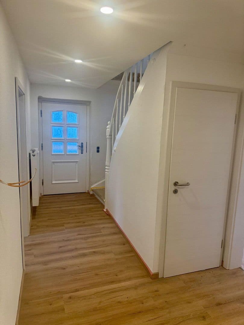 Prenájom domu 150 m², pozemek 400 m², Landensberg, Bavorsko Prenájom domu 150 m², pozemek 400 m², Landensberg, Bavorsko