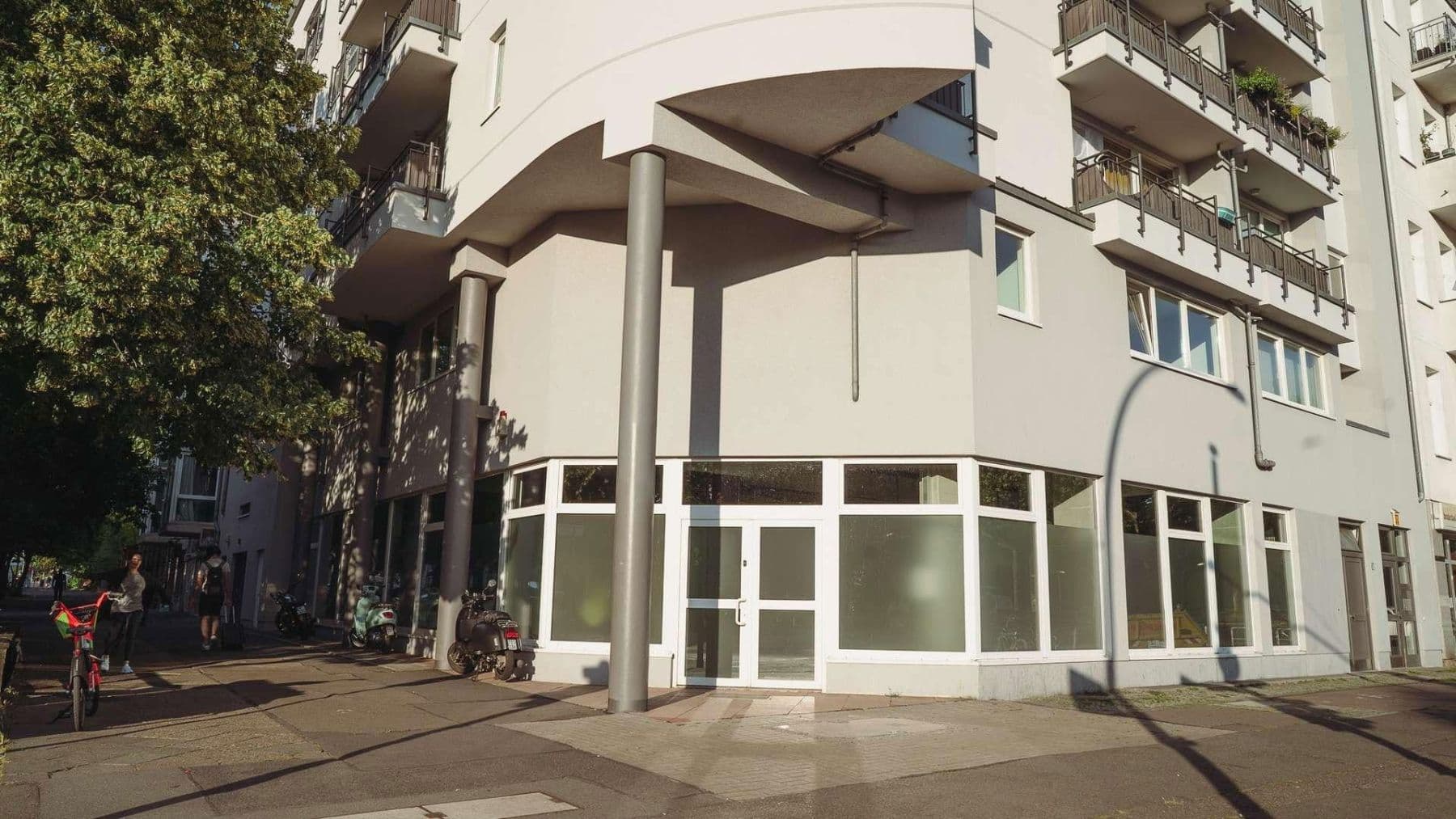 Prenájom kancelárie 288 m², Danziger Str. 211, Berlin, Berlín Prenájom kancelárie 288 m², Danziger Str. 211, Berlin, Berlín