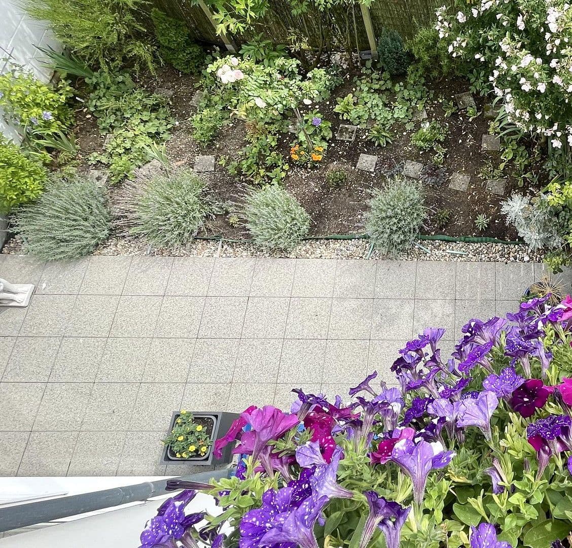 Predaj domu 138 m², pozemek 140 m², Bad Vilbel, Hesensko Predaj domu 138 m², pozemek 140 m², Bad Vilbel, Hesensko