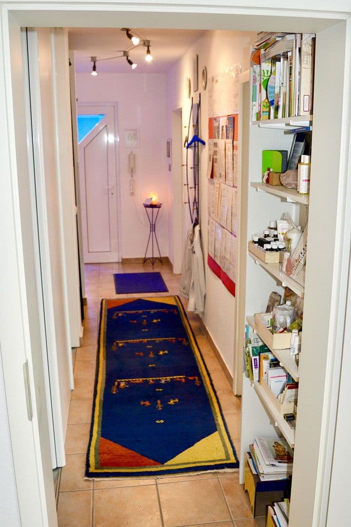 Predaj domu 138 m², pozemek 140 m², Bad Vilbel, Hesensko Predaj domu 138 m², pozemek 140 m², Bad Vilbel, Hesensko