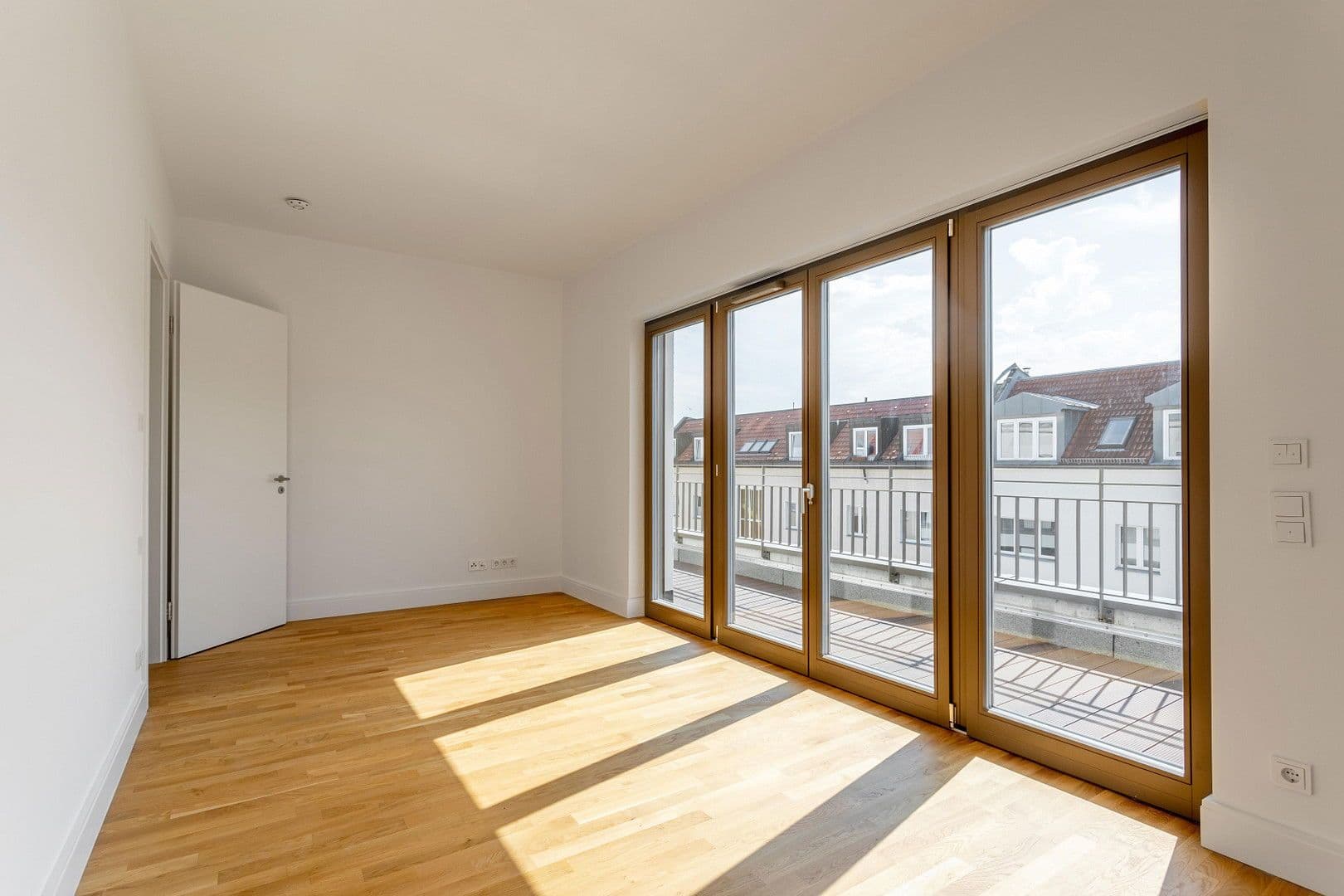 Predaj bytu 4-izbový 161 m², Hohenstaufenstraße 9, Berlin, Berlín Predaj bytu 4-izbový 161 m², Hohenstaufenstraße 9, Berlin, Berlín