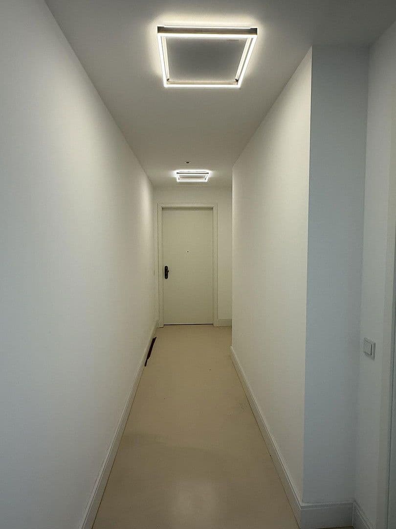 Predaj bytu 3-izbový 72 m², Hohenstaufenstraße 9, Berlin, Berlín Predaj bytu 3-izbový 72 m², Hohenstaufenstraße 9, Berlin, Berlín