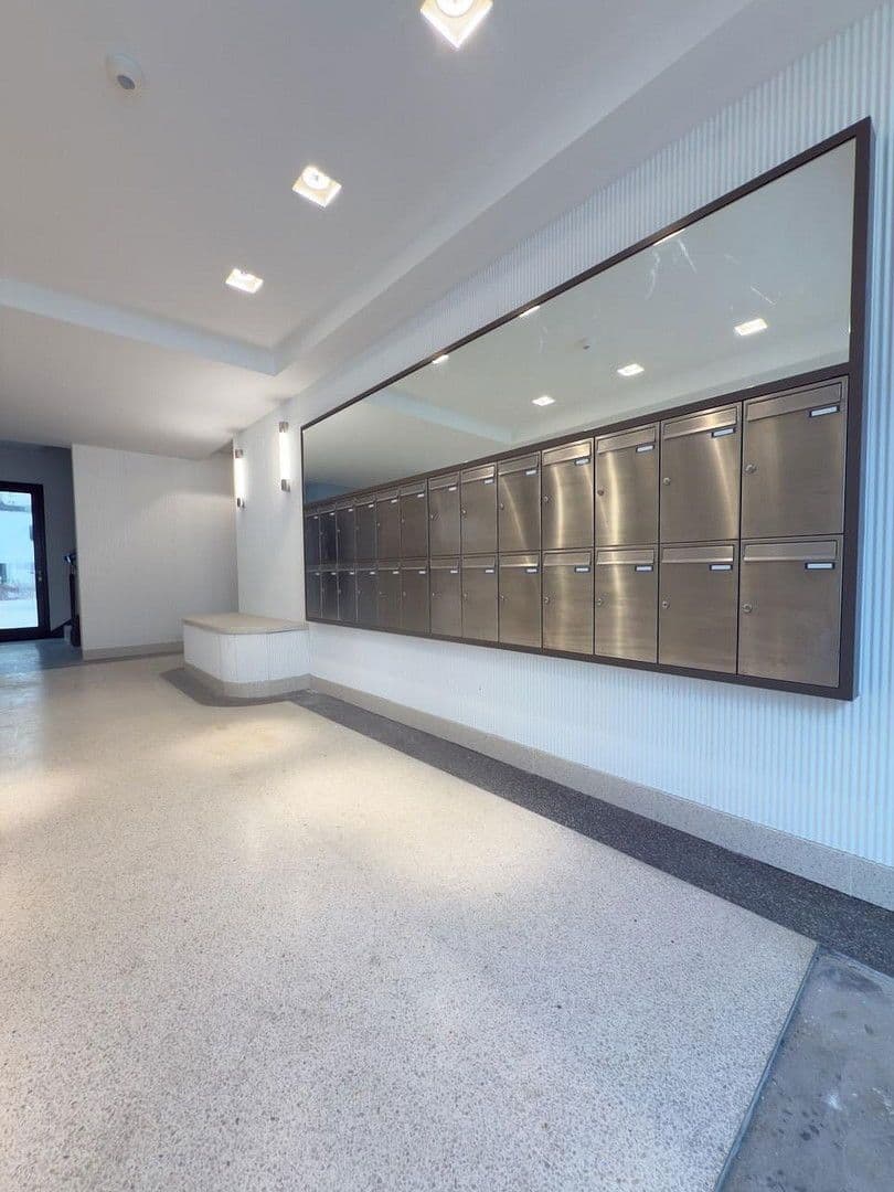 Predaj bytu 3-izbový 72 m², Hohenstaufenstraße 9, Berlin, Berlín Predaj bytu 3-izbový 72 m², Hohenstaufenstraße 9, Berlin, Berlín