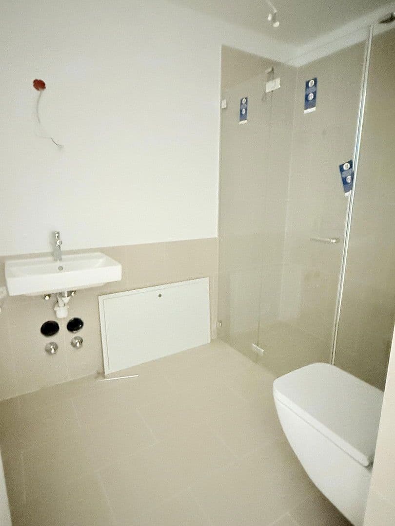 Predaj bytu 4-izbový 114 m², Hohenstaufenstraße 9, Berlin, Berlín Predaj bytu 4-izbový 114 m², Hohenstaufenstraße 9, Berlin, Berlín