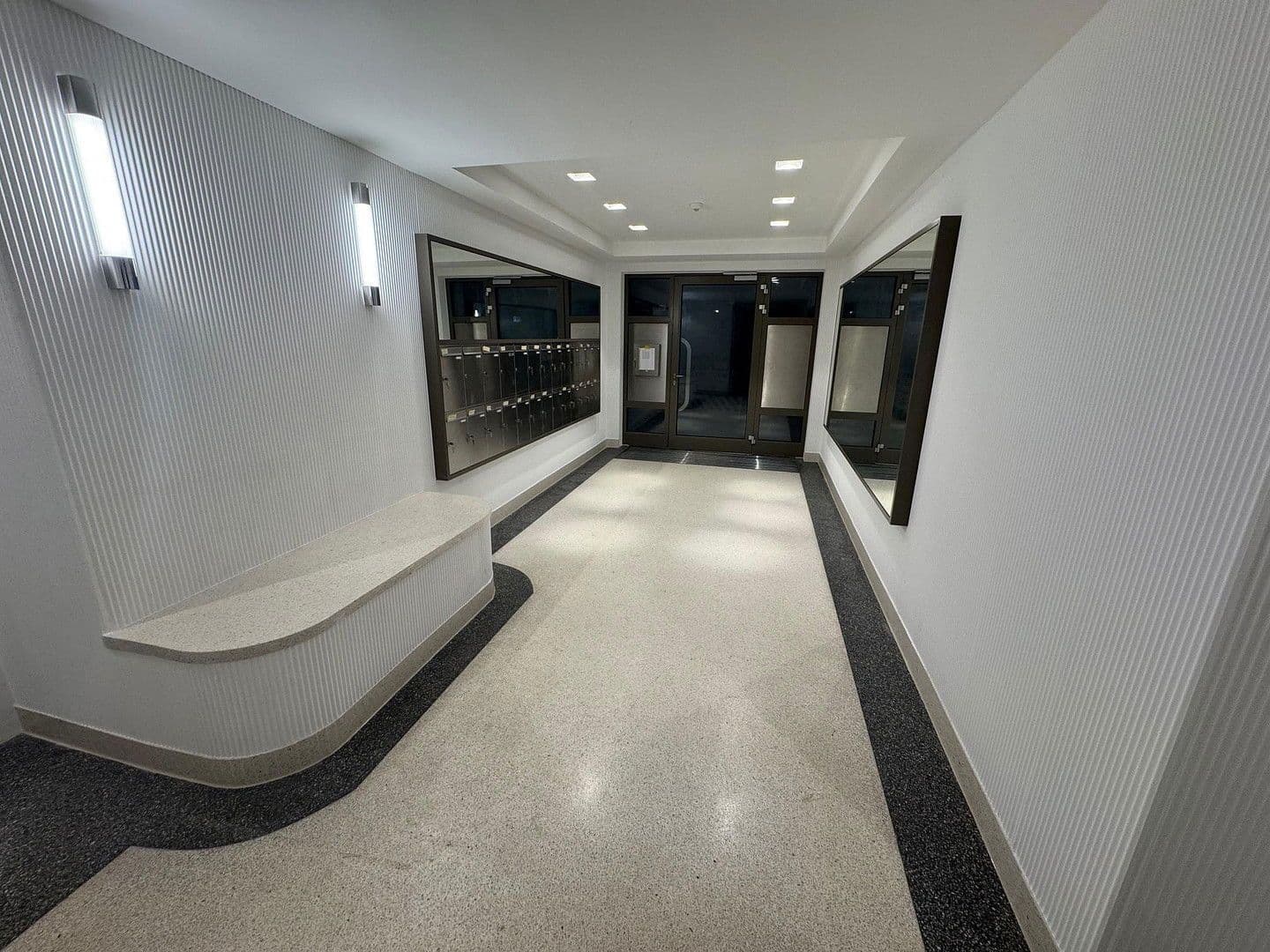 Predaj bytu 4-izbový 114 m², Hohenstaufenstraße 9, Berlin, Berlín Predaj bytu 4-izbový 114 m², Hohenstaufenstraße 9, Berlin, Berlín