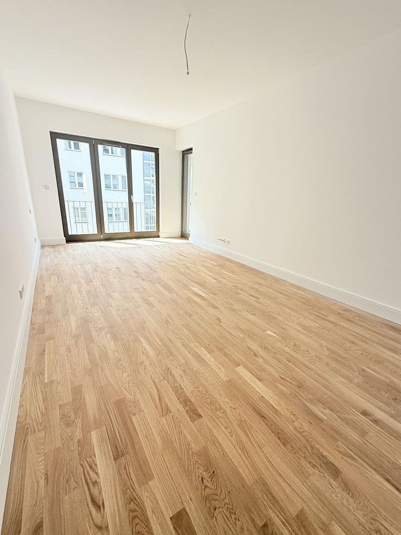 Predaj bytu 4-izbový 114 m², Hohenstaufenstraße 9, Berlin, Berlín Predaj bytu 4-izbový 114 m², Hohenstaufenstraße 9, Berlin, Berlín