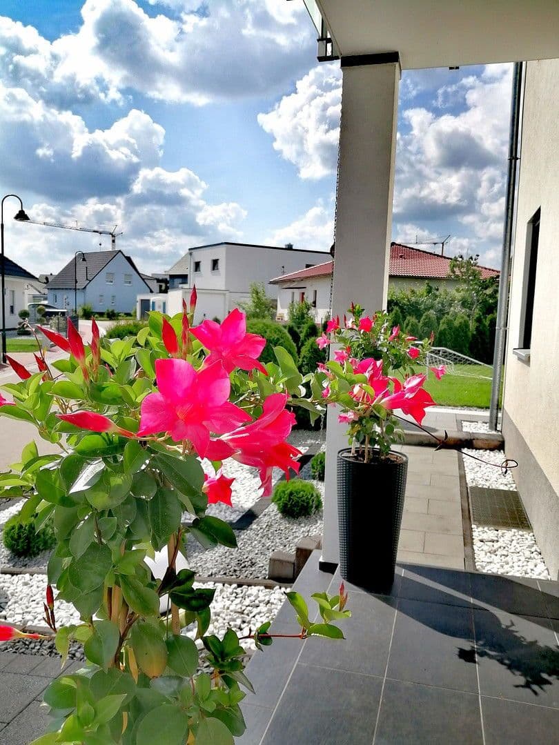 Prenájom domu 210 m², pozemek 670 m², Wilhermsdorf, Bavorsko Prenájom domu 210 m², pozemek 670 m², Wilhermsdorf, Bavorsko