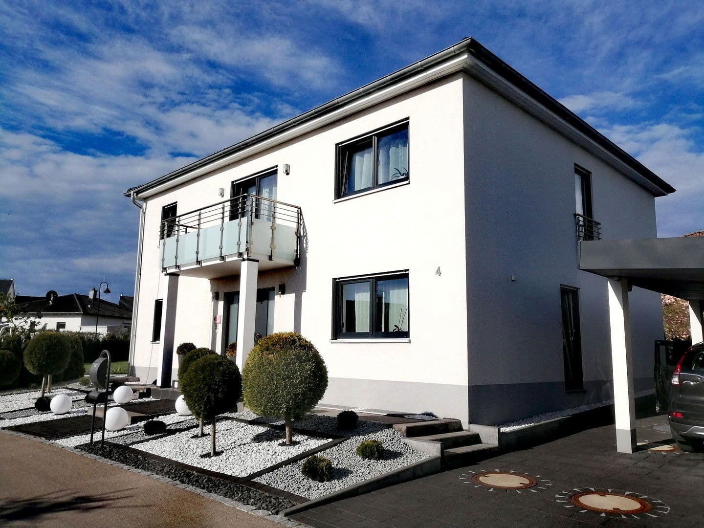 Prenájom domu 210 m², pozemek 670 m², Wilhermsdorf, Bavorsko Prenájom domu 210 m², pozemek 670 m², Wilhermsdorf, Bavorsko