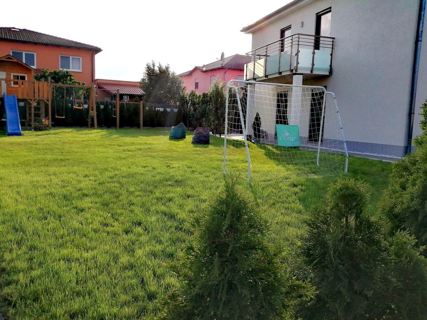 Prenájom domu 210 m², pozemek 670 m², Wilhermsdorf, Bavorsko Prenájom domu 210 m², pozemek 670 m², Wilhermsdorf, Bavorsko