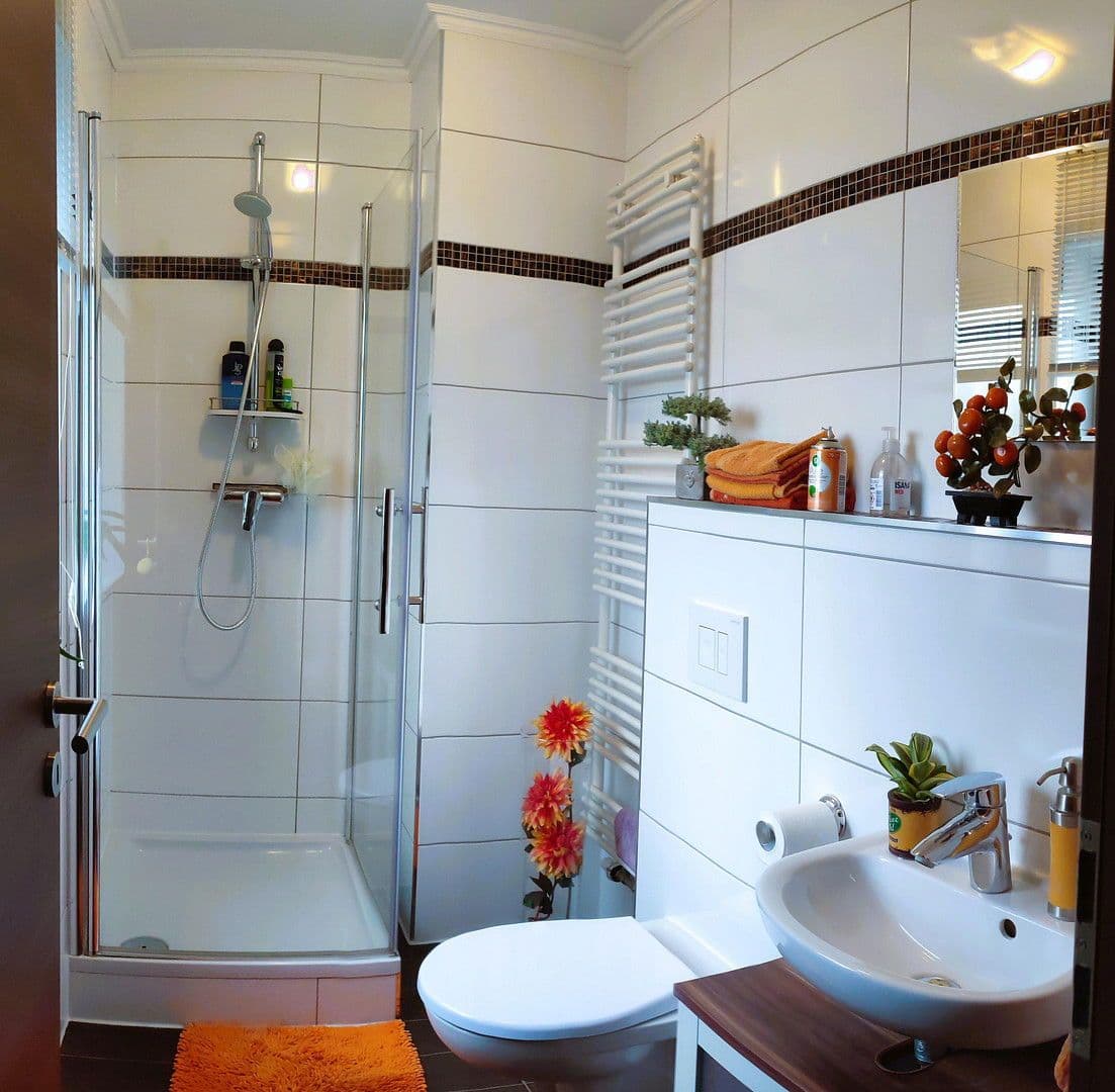 Prenájom domu 210 m², pozemek 670 m², Wilhermsdorf, Bavorsko Prenájom domu 210 m², pozemek 670 m², Wilhermsdorf, Bavorsko