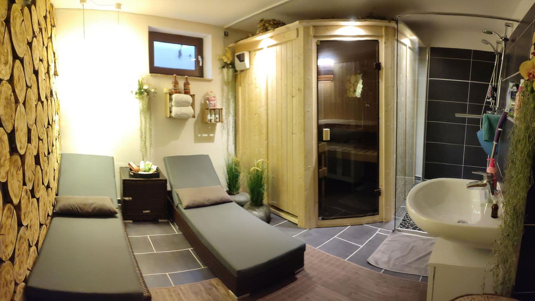 Prenájom domu 210 m², pozemek 670 m², Wilhermsdorf, Bavorsko Prenájom domu 210 m², pozemek 670 m², Wilhermsdorf, Bavorsko