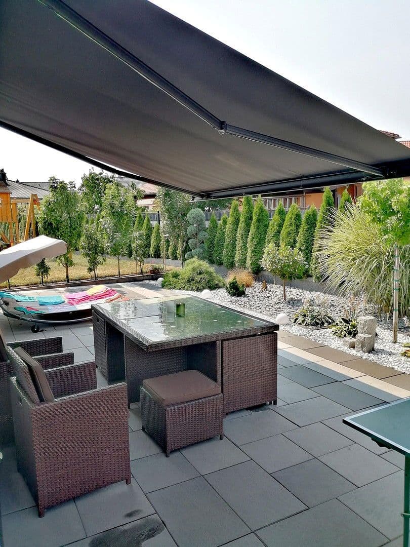 Prenájom domu 210 m², pozemek 670 m², Wilhermsdorf, Bavorsko Prenájom domu 210 m², pozemek 670 m², Wilhermsdorf, Bavorsko