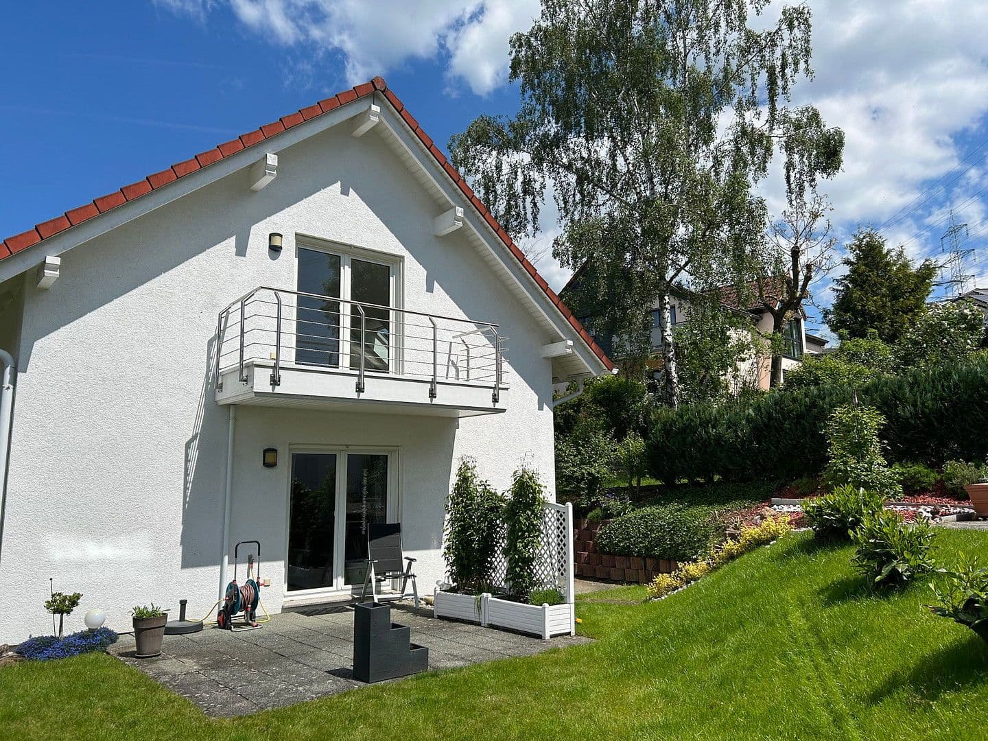 Prenájom bytu 2-izbový 70 m², Niedernhausen, Hesensko Prenájom bytu 2-izbový 70 m², Niedernhausen, Hesensko