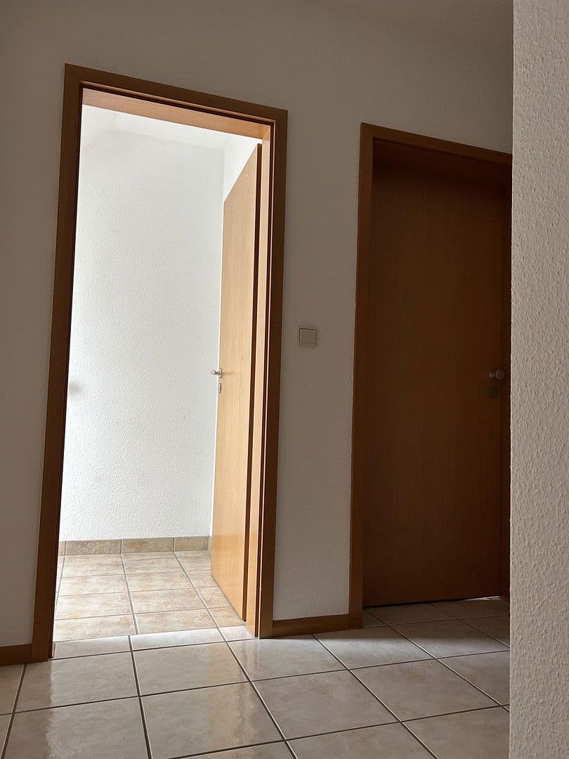 Prenájom bytu 2-izbový 70 m², Niedernhausen, Hesensko Prenájom bytu 2-izbový 70 m², Niedernhausen, Hesensko