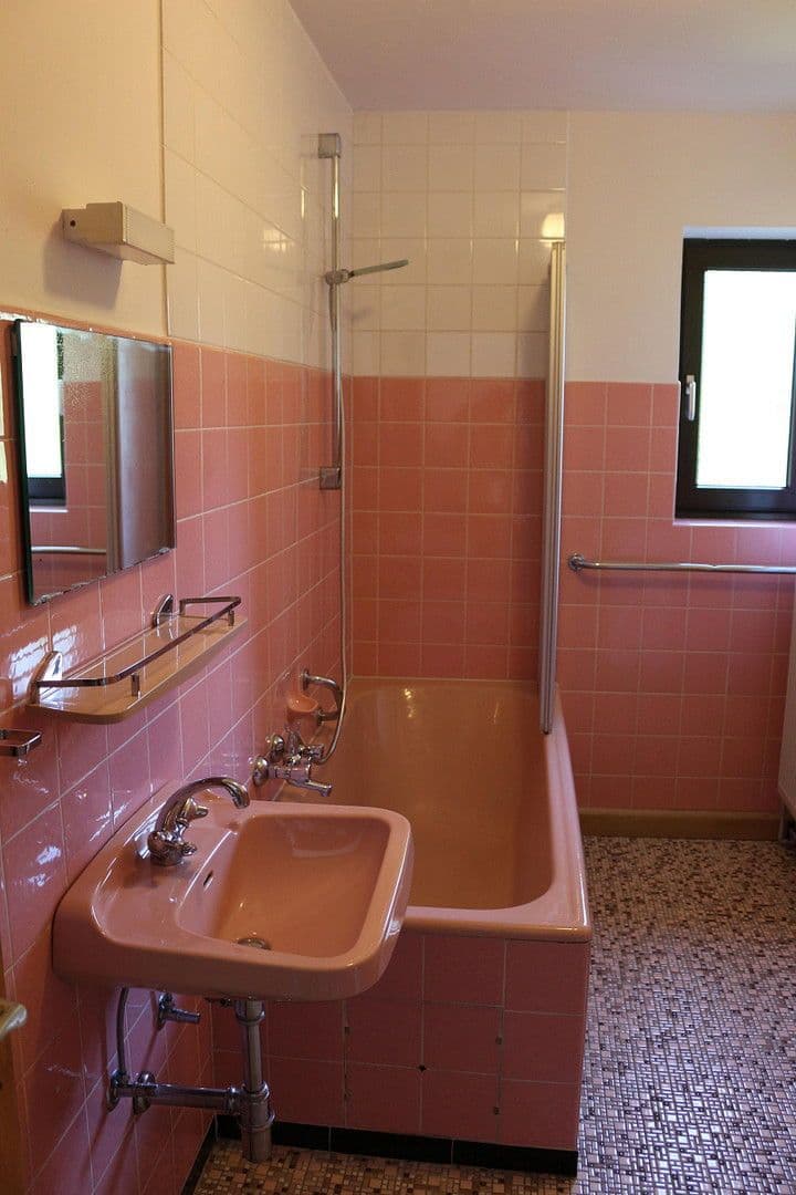 Predaj nebytového priestoru 638 m², Dorfstr. 18, Bischofsmais, Bavorsko Predaj nebytového priestoru 638 m², Dorfstr. 18, Bischofsmais, Bavorsko