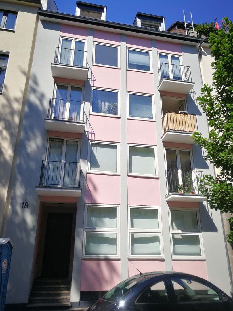 Predaj domu 485 m², pozemek 180 m², Düsseldorf - Bezirk 1, Severné Porýnie - Westfálsko Predaj domu 485 m², pozemek 180 m², Düsseldorf - Bezirk 1, Severné Porýnie - Westfálsko