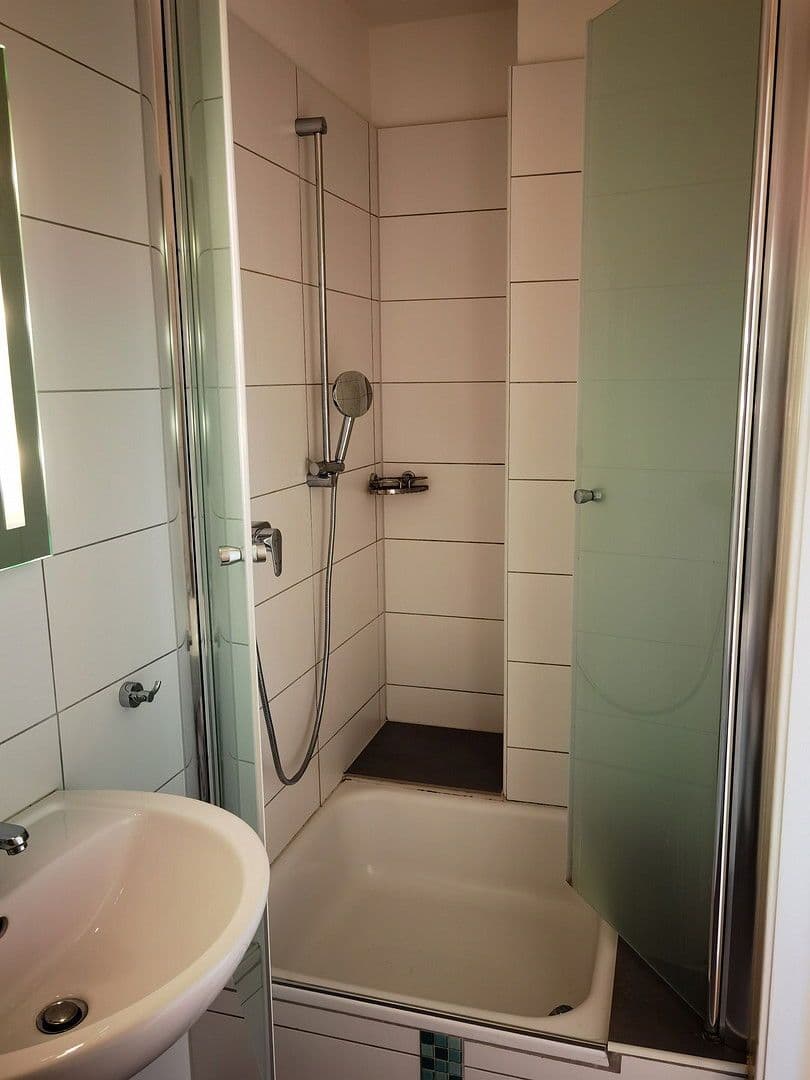 Predaj domu 485 m², pozemek 180 m², Düsseldorf - Bezirk 1, Severné Porýnie - Westfálsko Predaj domu 485 m², pozemek 180 m², Düsseldorf - Bezirk 1, Severné Porýnie - Westfálsko