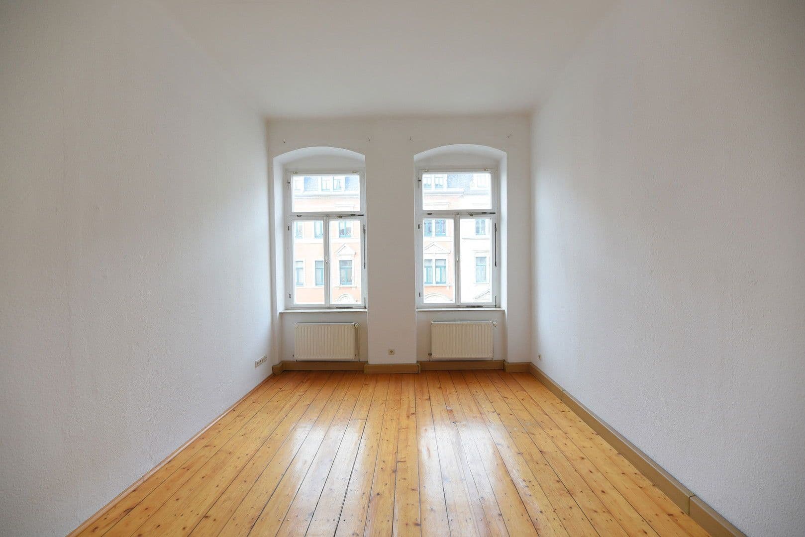 Prenájom bytu 2-izbový 72 m², Conradstraße 10, Dresden, Sasko Prenájom bytu 2-izbový 72 m², Conradstraße 10, Dresden, Sasko