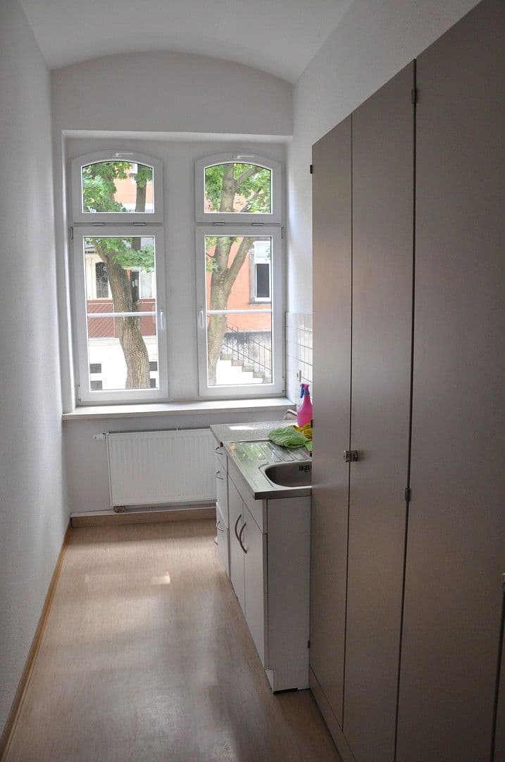 Prenájom kancelárie 91 m², Gartenstraße 70, Radebeul, Sasko Prenájom kancelárie 91 m², Gartenstraße 70, Radebeul, Sasko