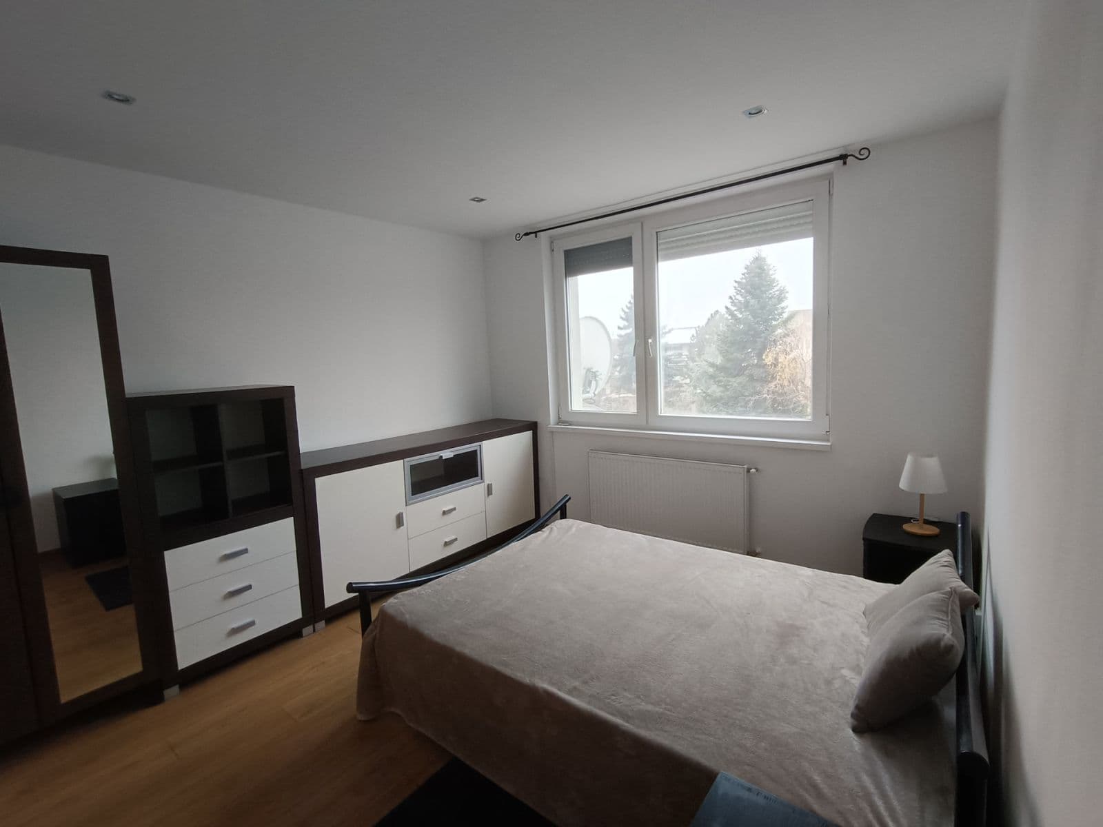 Prenájom bytu 3-izbový 65 m², Družstevná, Modra, Bratislavský kraj Prenájom bytu 3-izbový 65 m², Družstevná, Modra, Bratislavský kraj