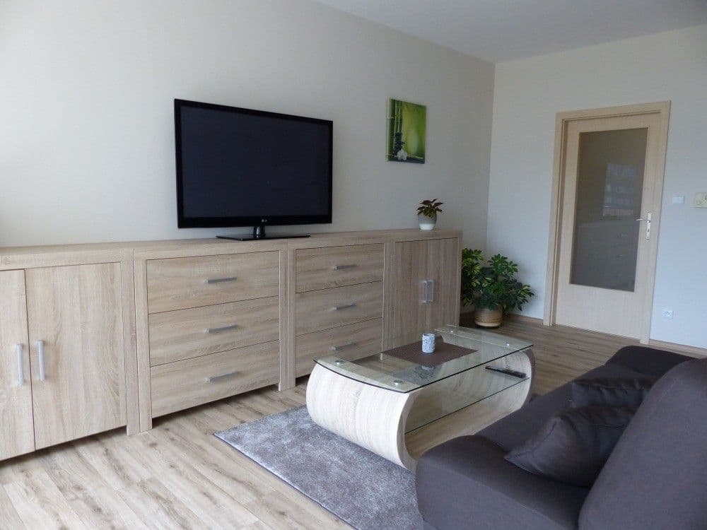 Prenájom bytu 1-izbový 46 m², Na Harfě, Praha, Praha Prenájom bytu 1-izbový 46 m², Na Harfě, Praha, Praha