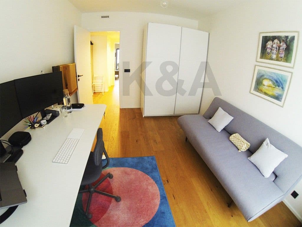 Prenájom bytu 3-izbový 92 m², Grafická, Praha, Praha Prenájom bytu 3-izbový 92 m², Grafická, Praha, Praha