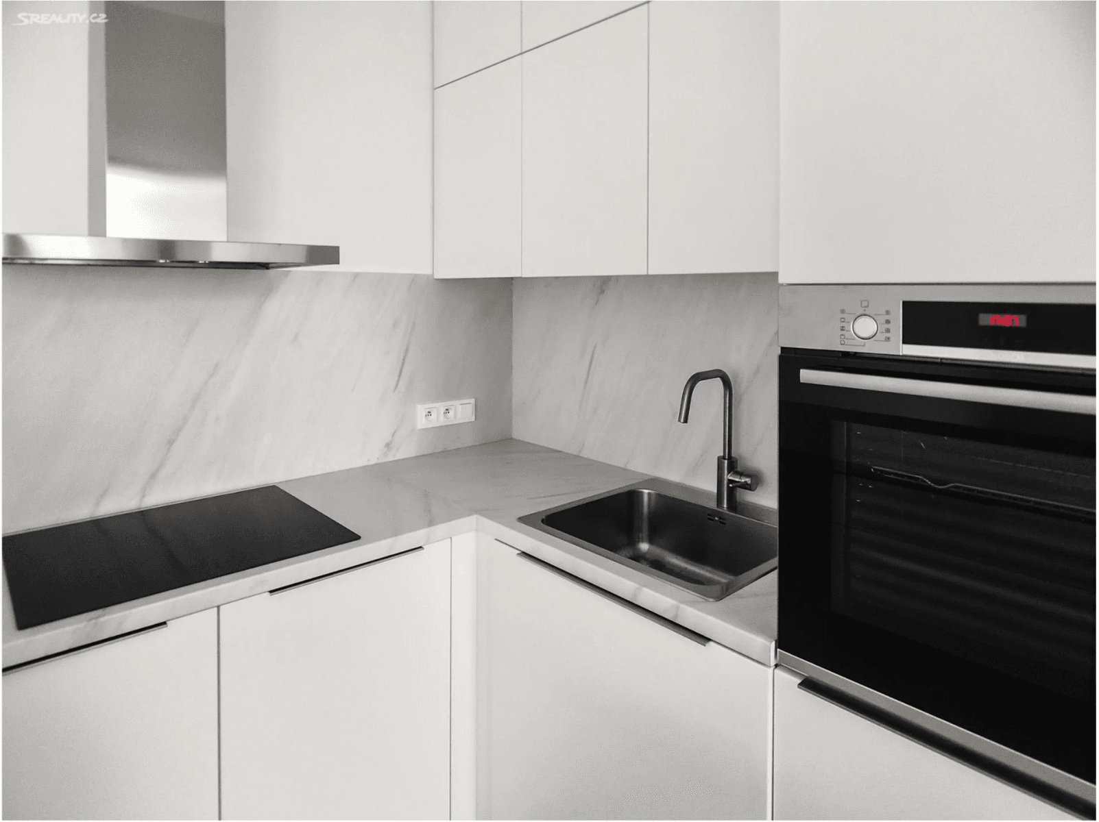 Prenájom bytu 3-izbový 93 m², Na Pomezí, Praha, Praha Prenájom bytu 3-izbový 93 m², Na Pomezí, Praha, Praha