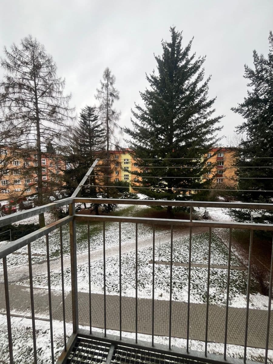 Prenájom bytu 2-izbový 57 m², Bratří Čapků, Valašské Meziříčí, Zlínský kraj Prenájom bytu 2-izbový 57 m², Bratří Čapků, Valašské Meziříčí, Zlínský kraj