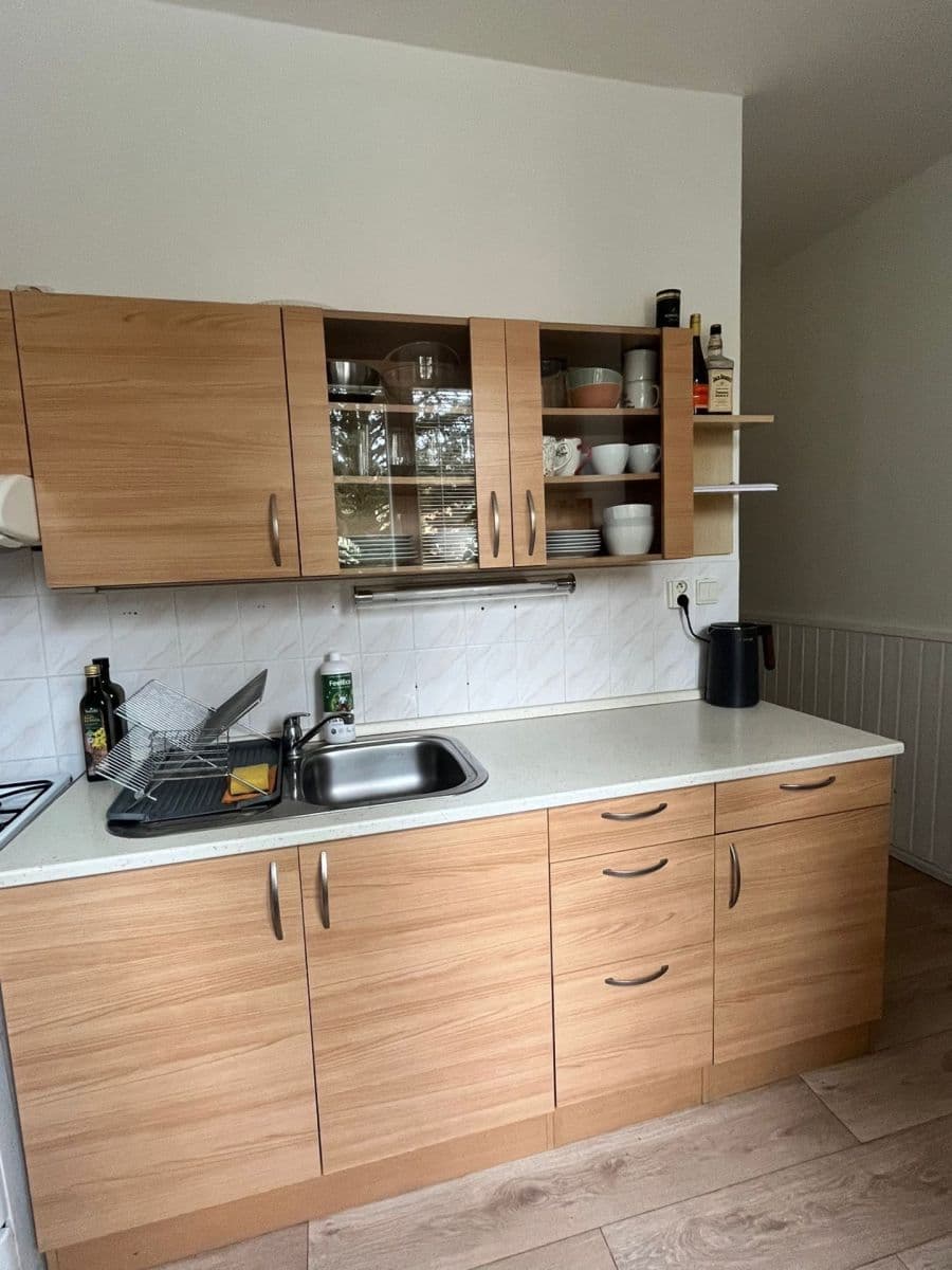 Prenájom bytu 2-izbový 57 m², Bratří Čapků, Valašské Meziříčí, Zlínský kraj Prenájom bytu 2-izbový 57 m², Bratří Čapků, Valašské Meziříčí, Zlínský kraj