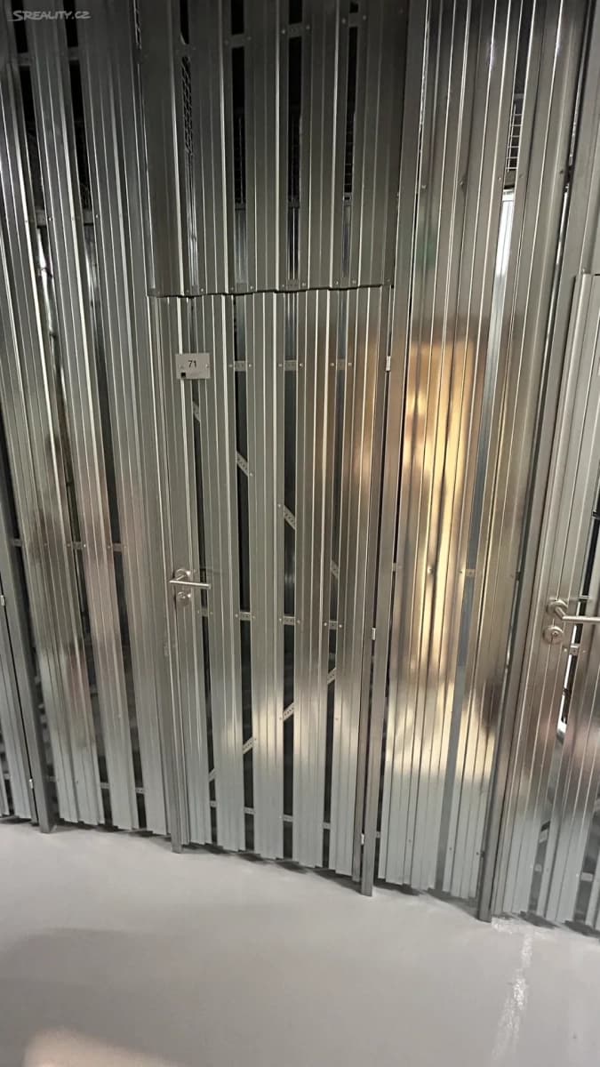 Prenájom bytu 1-izbový 41 m², Bratislavská, Brno, Jihomoravský kraj Prenájom bytu 1-izbový 41 m², Bratislavská, Brno, Jihomoravský kraj